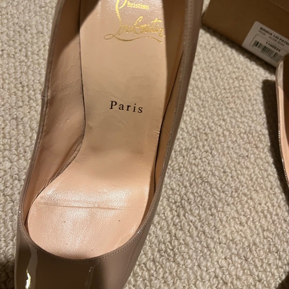 Louboutin Bianca - Picture 4 of 6